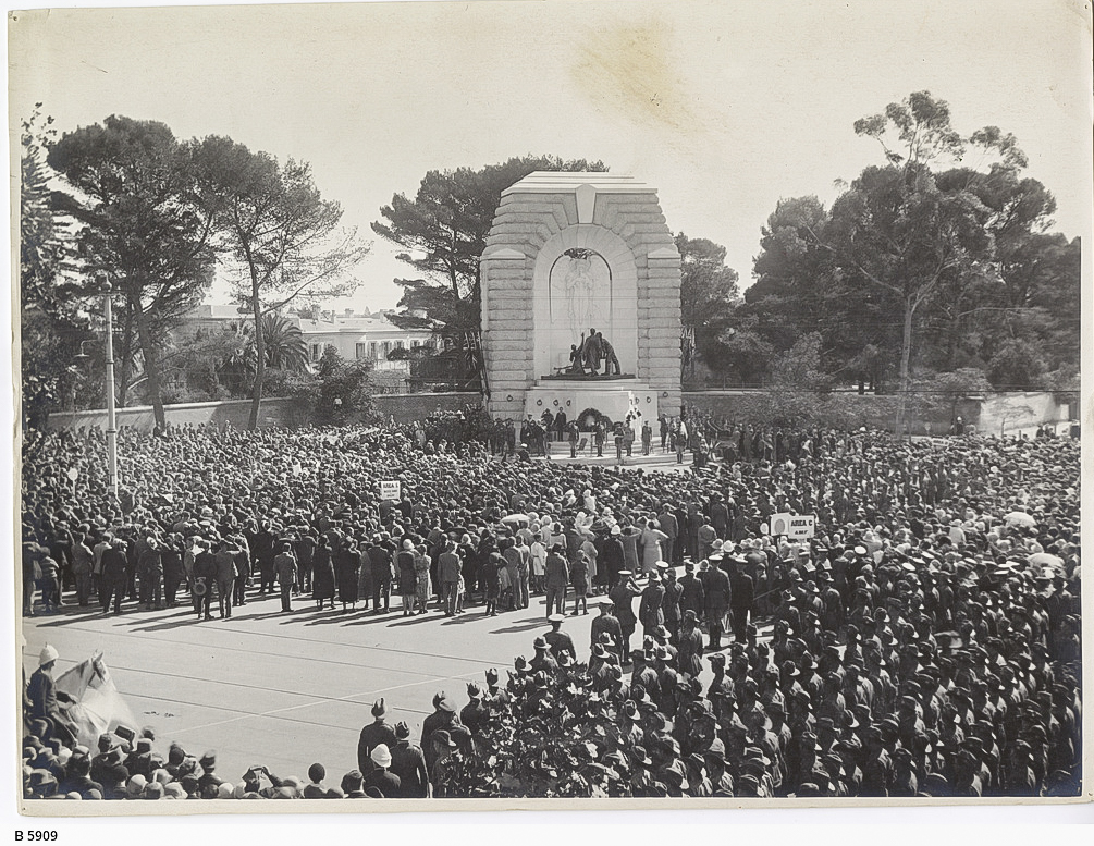 1411-Michael Summerly – A Liverpool m-image12png