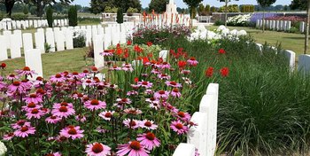 Bedford House Cemetery, Zillebeke (No. Bel. 165-67)