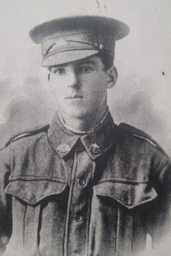 Roy Leslie Martin 1896-1916.jpg