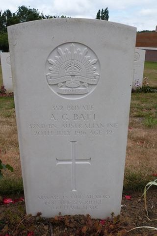 VMWA_Pte_AG_Batt_352_grave.jpg